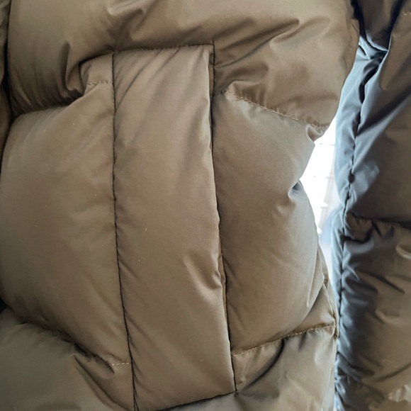 Lululemon Wonder Puff Jacket - Picture 8 of 16